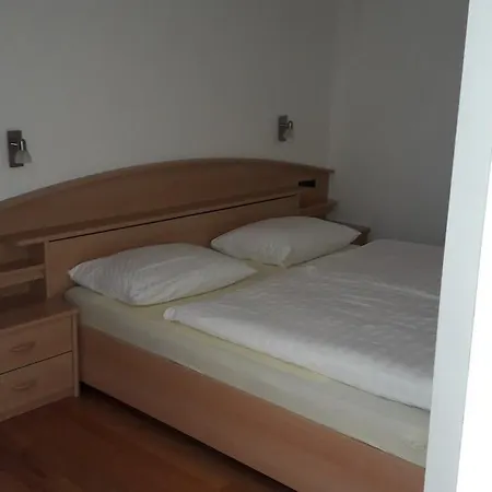 Vellauerhof Lejlighedshotel Lagundo